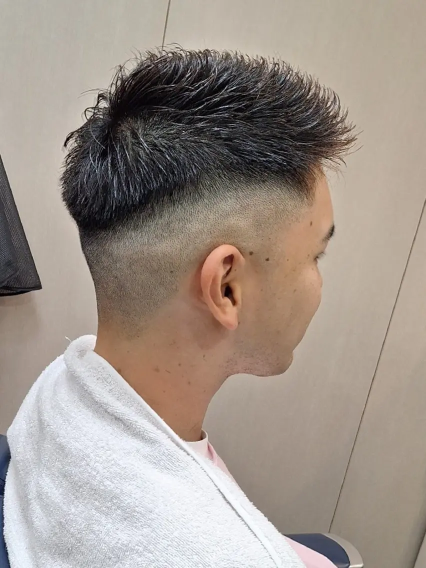 ショート 東谷 龍斗のヘアスタイル