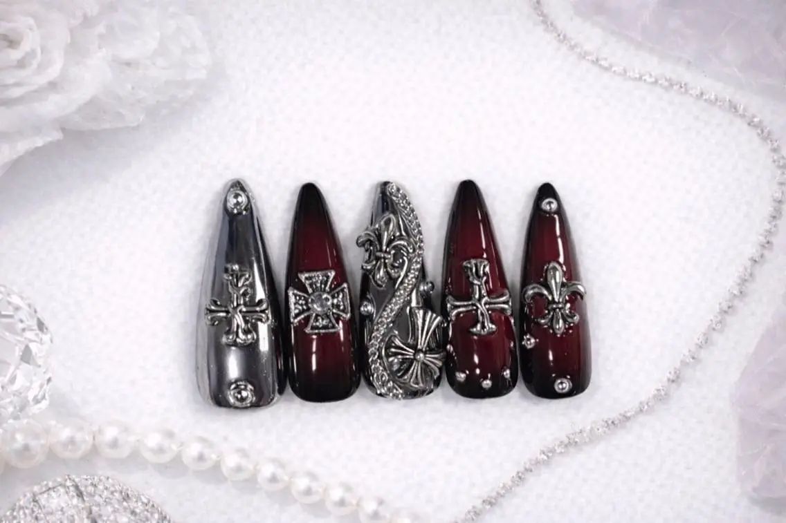 ネイル REBEST南森町 nail🪽のネイルデザイン