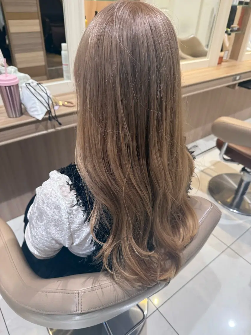 ロング カラー ヘアアレンジ カット ヘアカラー トリートメント 韓国ヘアメイク🎀/ 縮毛矯正✨山本媛香のヘアスタイル