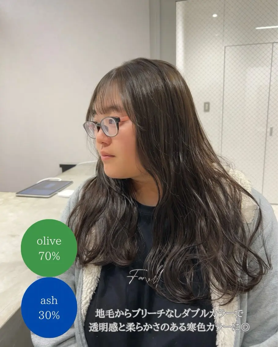 ロング カラー ブリーチ 透明感カラー ダブルカラー ブリーチなしカラー オリーブカラー カット ヘアカラー トリートメント ヘッドスパ SALOWIN栄 三丁目 木戸里実のヘアスタイル