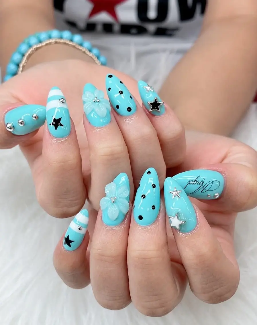 ネイル 　miyu.nail yukino のネイルデザイン