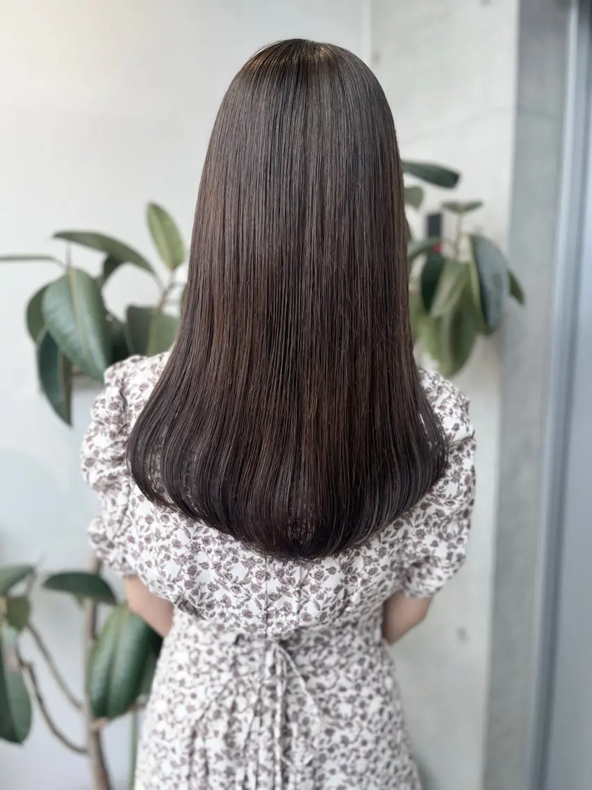 ロング カラー パーマ ヘアアレンジ 透明感/オリーブ/ グレージュ/YUKAのヘアスタイル