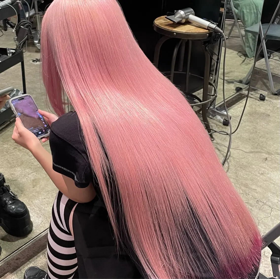 カラー ブリーチ ピンクカラー 奥山 みのりのヘアスタイル