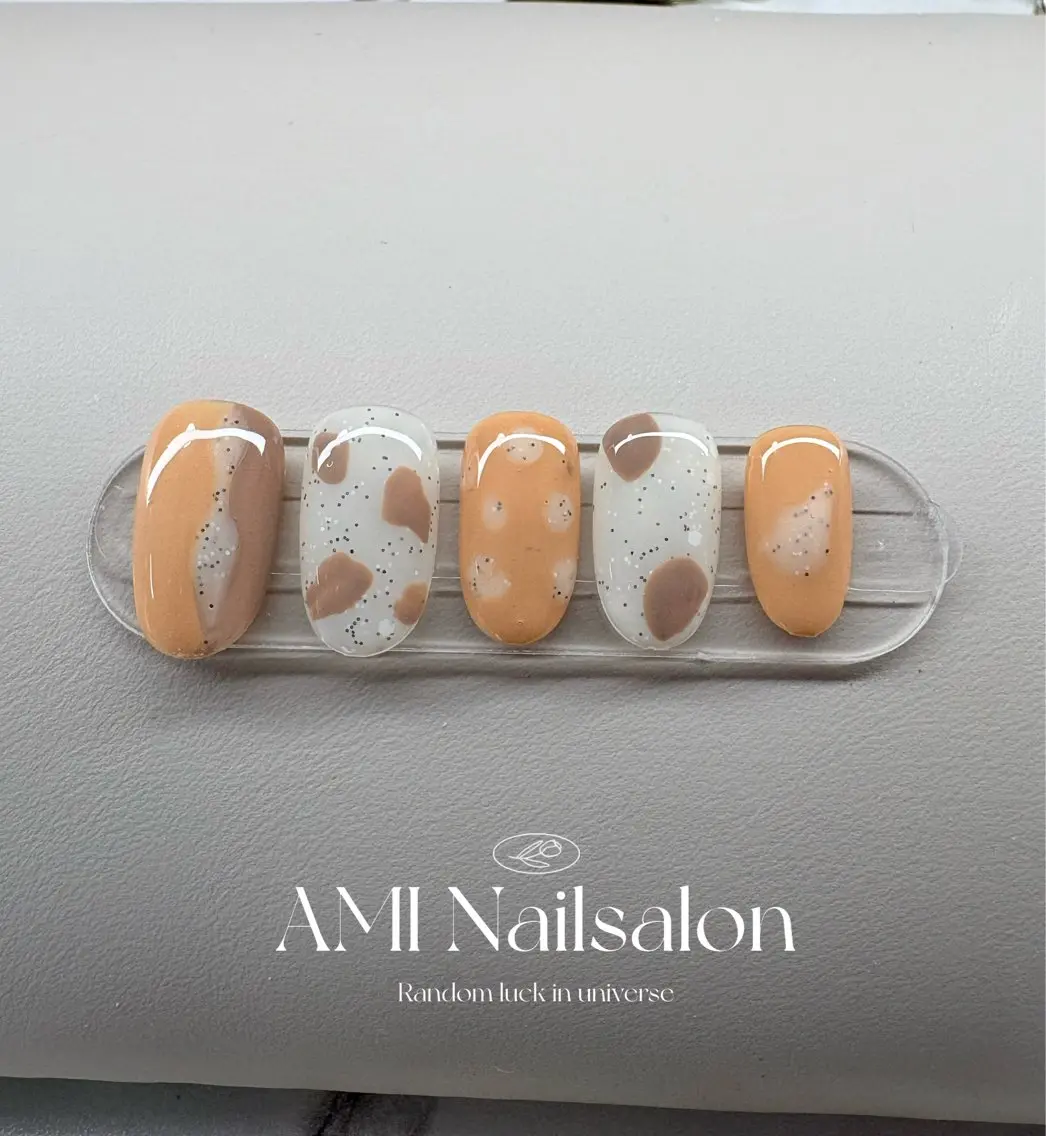 ショート ハンドネイル AMI Nailsalonのネイルデザイン