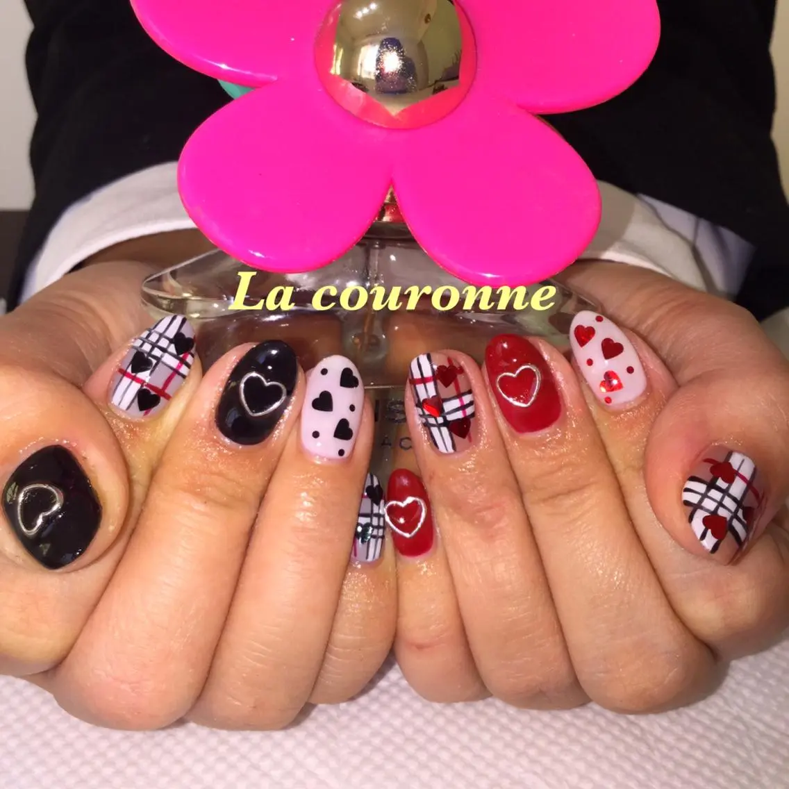 ネイル 持ち込み ハンドネイル Lacouronne NATSUMIのネイルデザイン