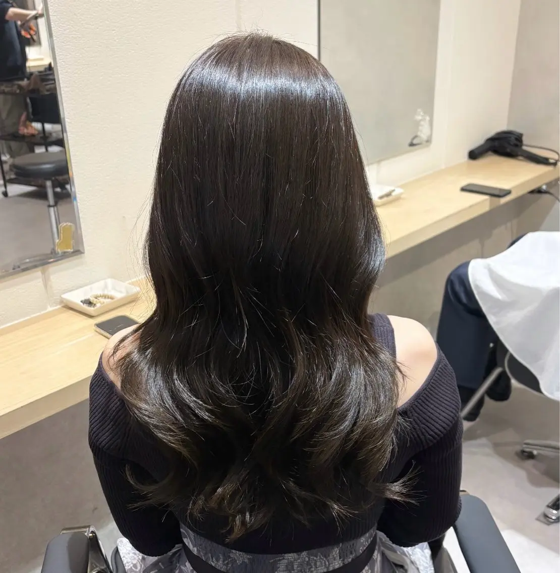 ロング カラー グレージュ レイヤーカット カット ヘアカラー トリートメント 加藤 麻夢のヘアスタイル