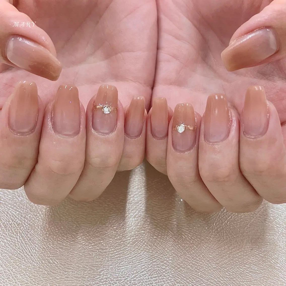 ネイル グラデーション ニュアンスネイル Mary nail .narumiのネイルデザイン