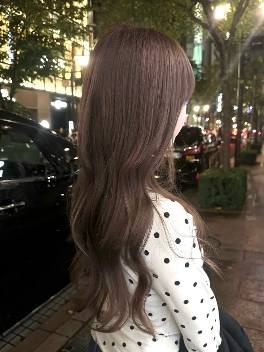 ロング チョコレートブラウン ヘアカラー 銀座/透明感カラー/ レイヤーのヘアスタイル