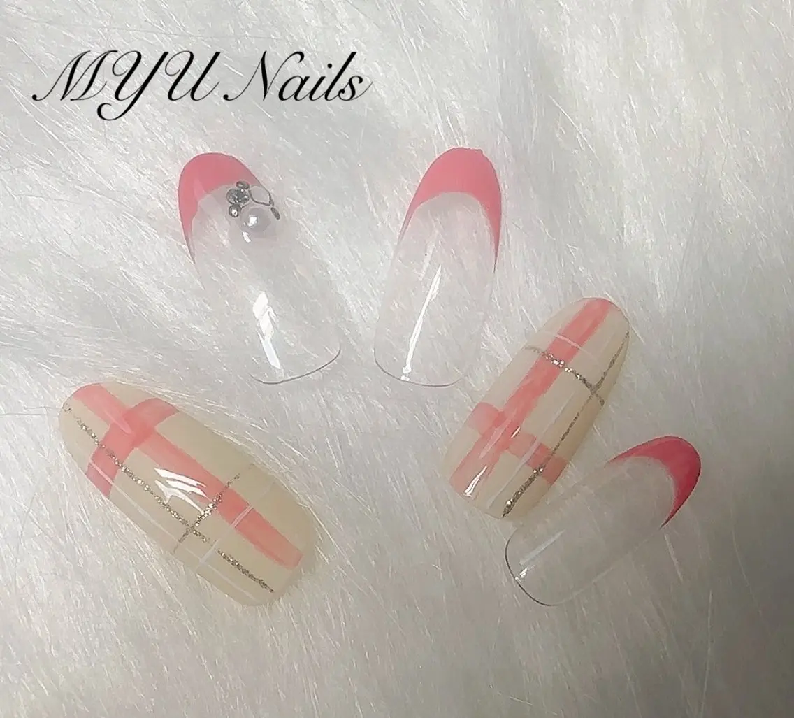 ネイル ジェルネイル 持ち込み パラジェル ニュアンスネイル🌈 MYU Nailsのネイルデザイン