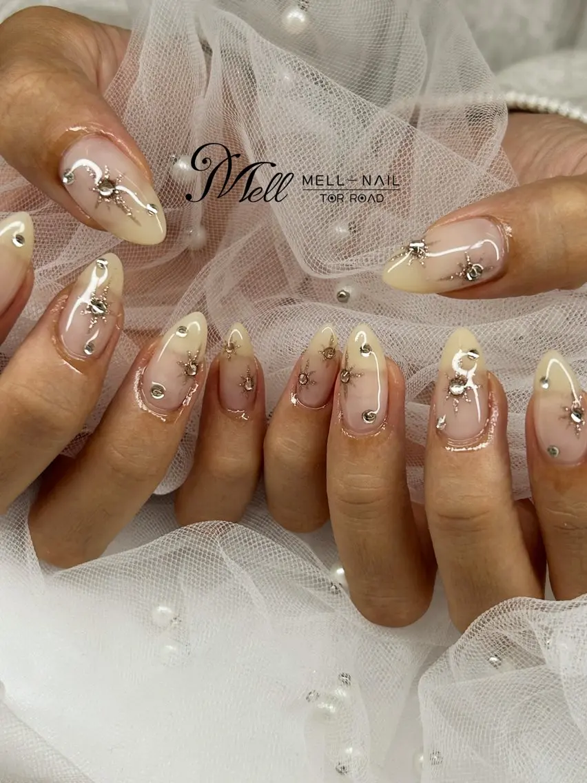 ネイル Ayaka. MELL-NAILのネイルデザイン