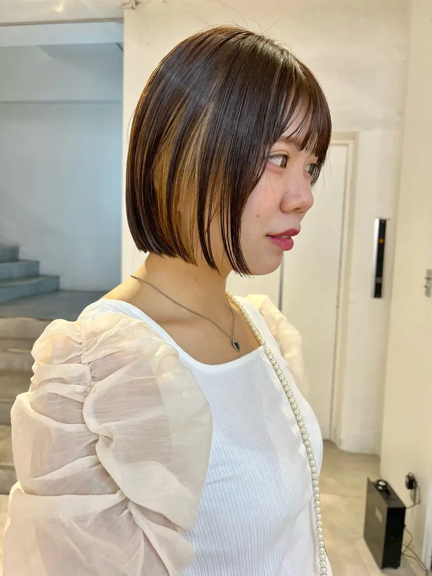 ショート カラー インナーカラー ボブ 顔周りカット/透明感 カラー✂️MEIのヘアスタイル