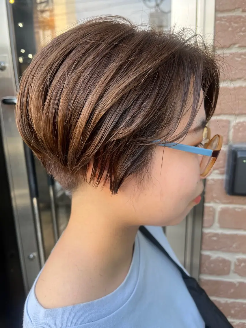 ショート カラー パーマ ヘアアレンジ メンズ キッズ ネイル マツエク・マツパ アイブロウ メンズブリーチ メンズハイライト メンズインナーカラー メンズ韓国風 ブリーチ 久木原 ゆりのヘアスタイル