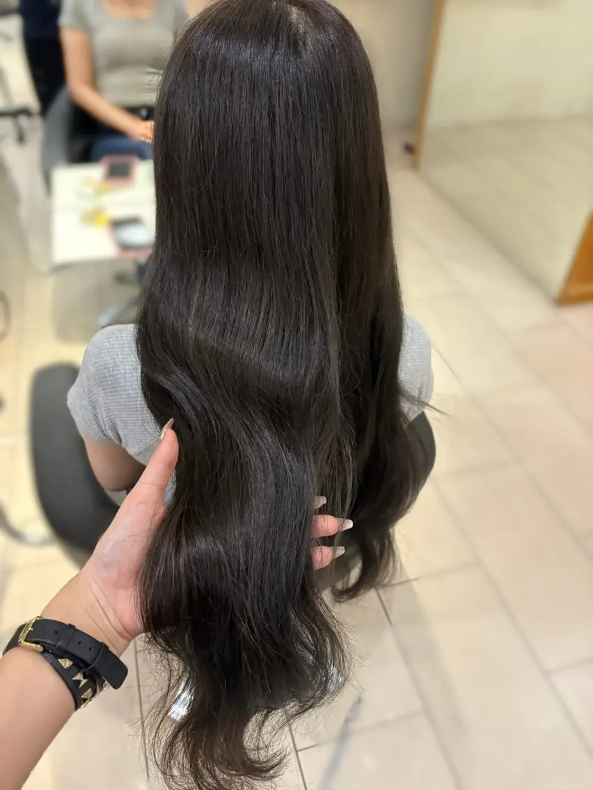 ロング カラー ヘアカラー トリートメント Lee枚方 akaneのヘアスタイル
