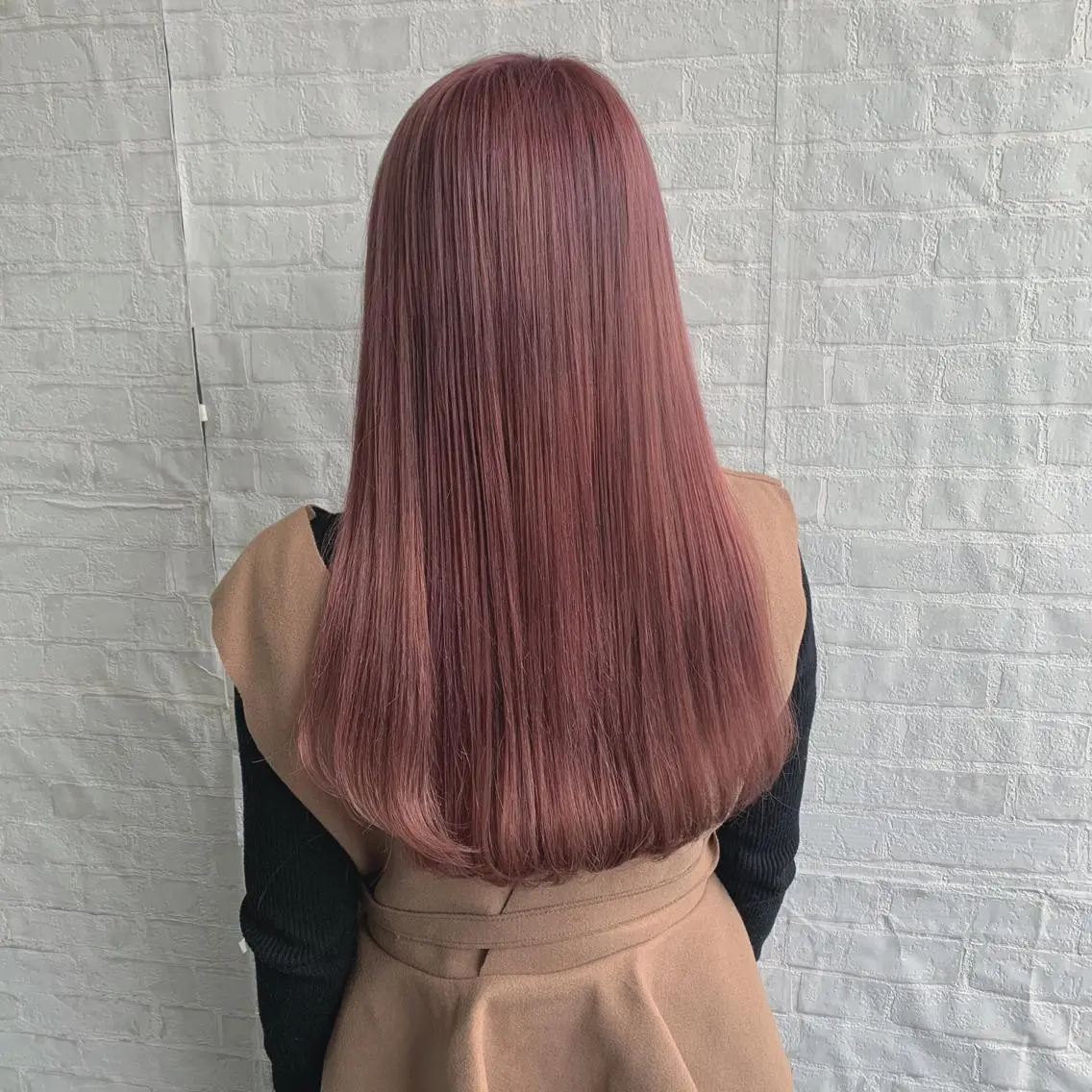 ロング カラー ベージュカラー ピンクカラー ピンクベージュ ヘアカラー 袴田 伊代のヘアスタイル