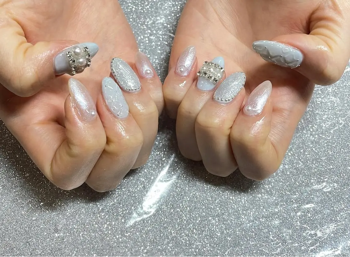 ネイル ハンドネイル VIERU 🌈🎀💖のネイルデザイン