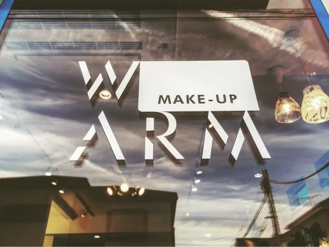 MAKEーUP WARMのヘアスタイル