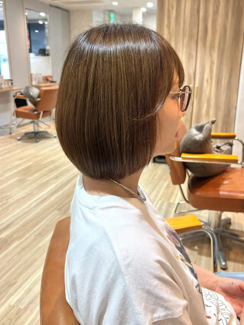 ミディアム 伊藤 愛里のヘアスタイル