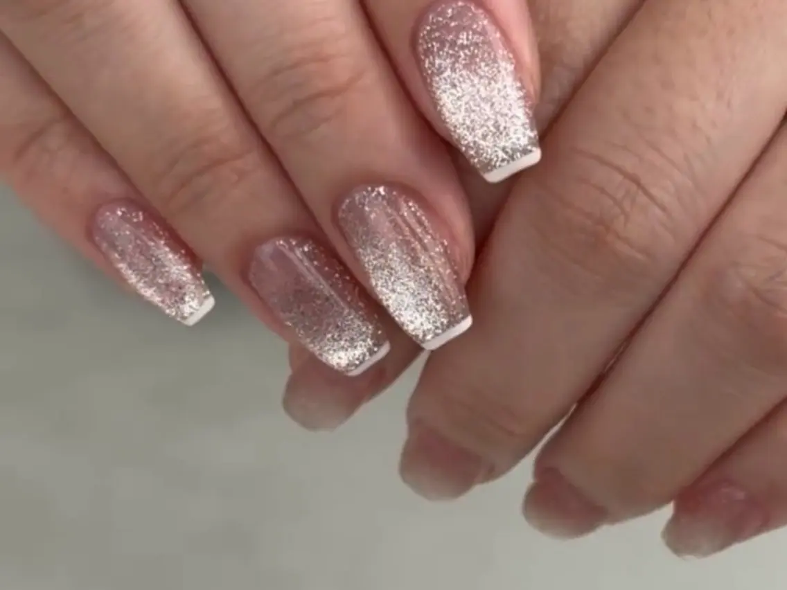 ネイル フレンチネイル マグネットネイル Ella salonのネイルデザイン