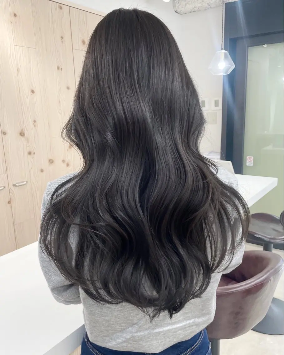 ロング カラー カット ヘアカラー トリートメント ヘアセット 新宿/韓国ヘア/ 髪質改善ストレートのヘアスタイル
