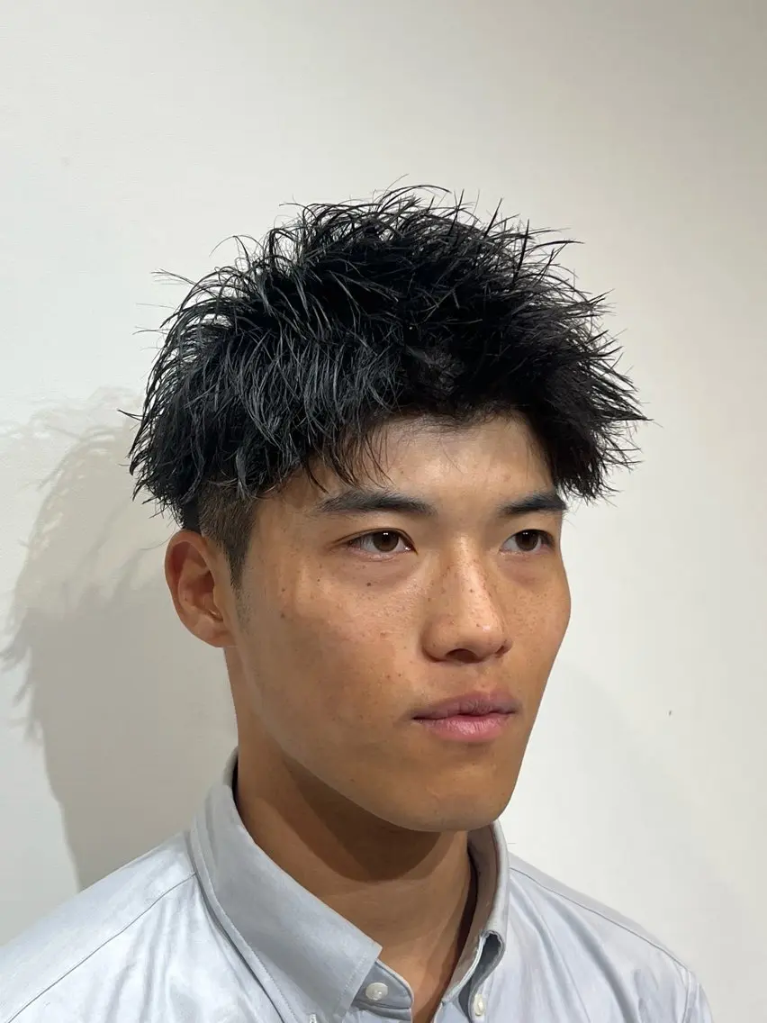 ショート パーマ メンズ アップバング メンズパーマ メンズ特化パーマ &カラー🔥小倉大和のヘアスタイル