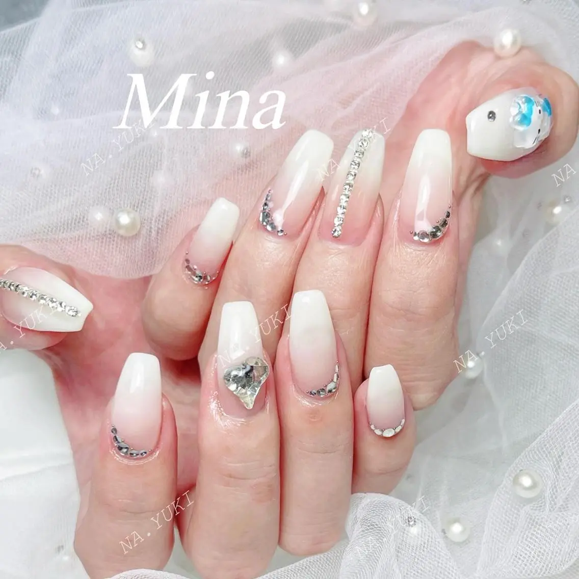 ネイル ハンドネイル ハンドケア 🦋 Queenieのネイルデザイン