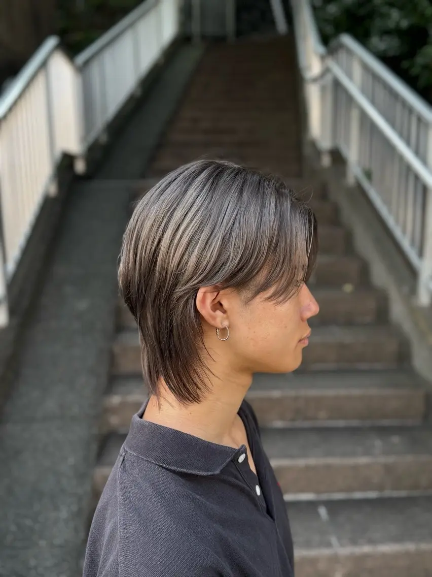 メンズ メンズブリーチ ヘアカラー 栗山 尚也のヘアスタイル