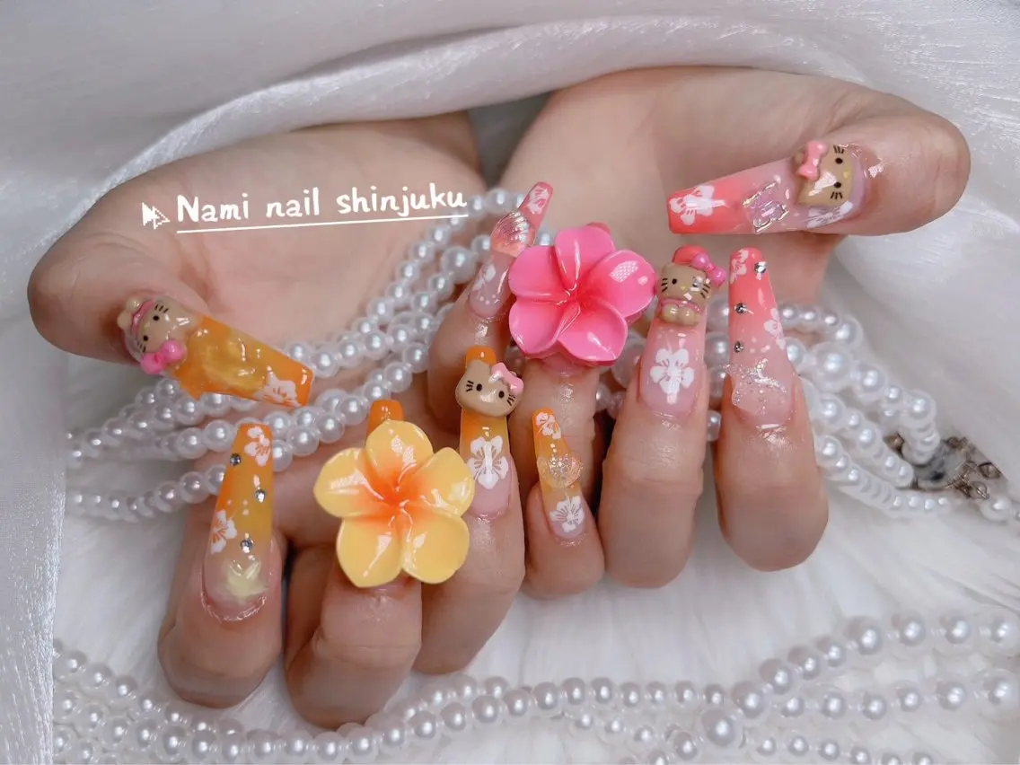 ネイル 長さ出し ガーリー 韓国ネイル ロングネイル 持ち込み ハンドネイル Nami nail salonのネイルデザイン