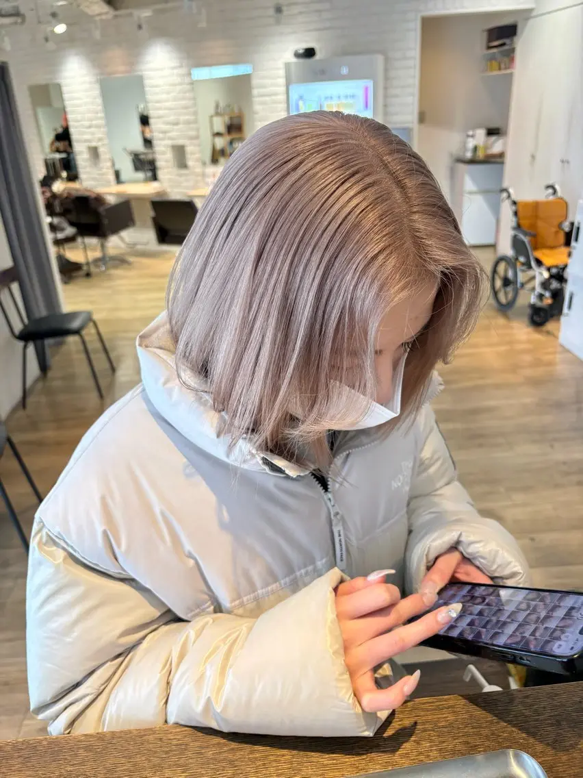 ミディアム カット ヘアカラー トリートメント 前田 菜奈子のヘアスタイル