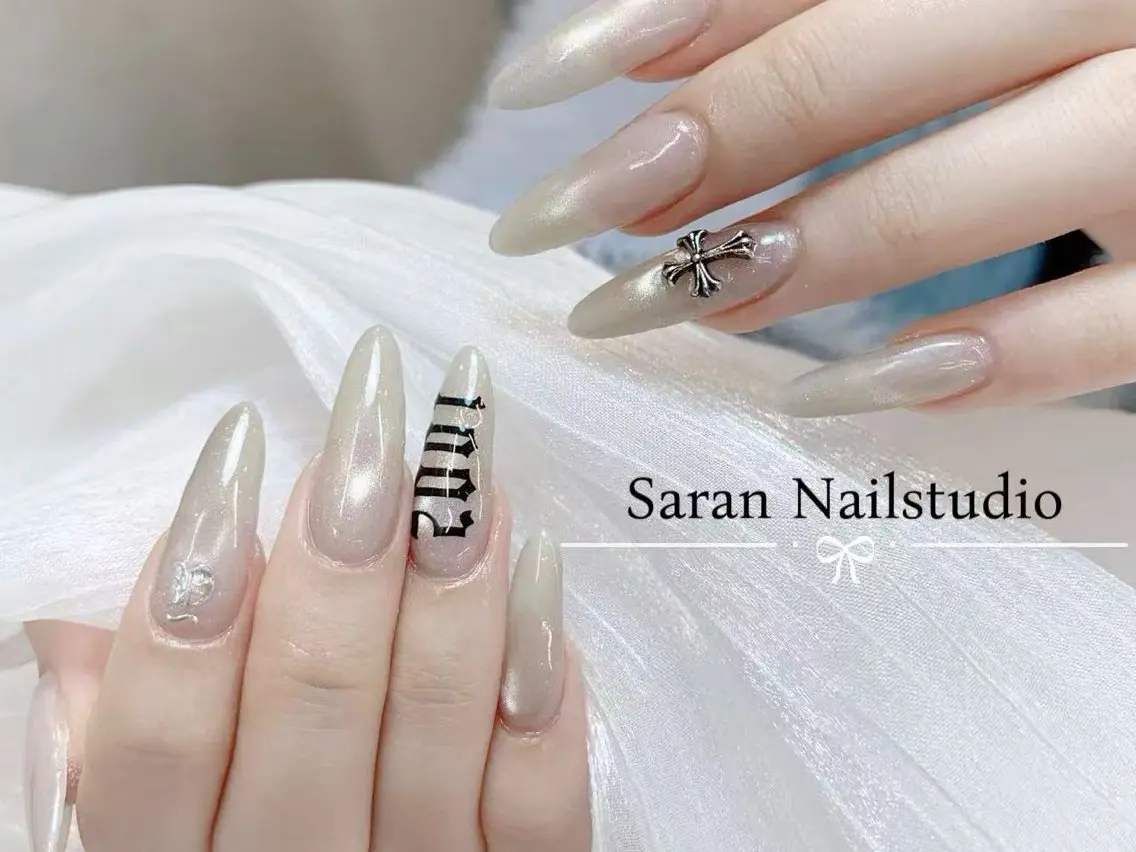 ネイル ハンドネイル miho💦 Saran nailのネイルデザイン