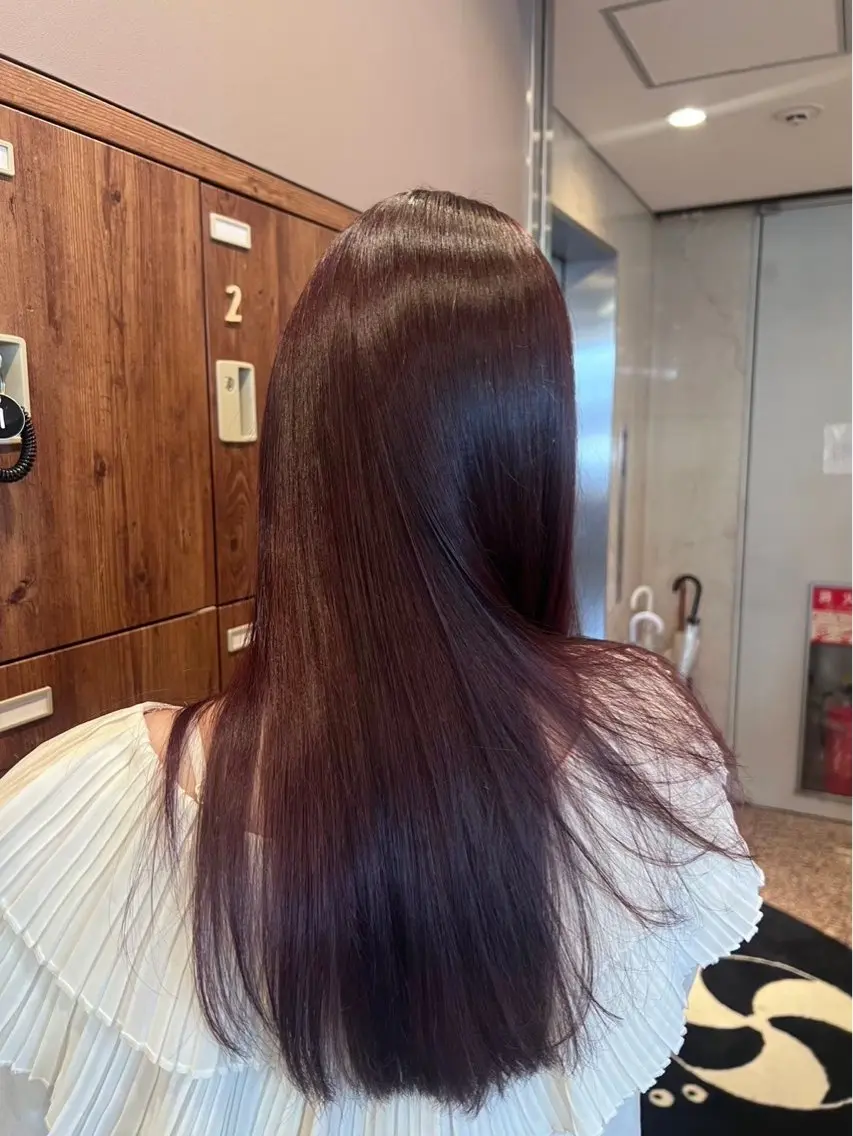 カラー レッドカラー カット ヘアカラー トリートメント 《海外ヘア》艶カラー Mariaのヘアスタイル