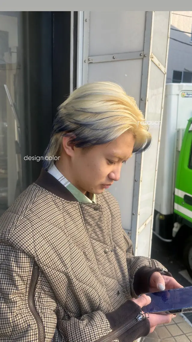 カラー メンズ 抜きっぱなしブロンド ブロンド ネイビーカラー ヘアカラー こがねざわみさき 🦭透明感カラーのヘアスタイル