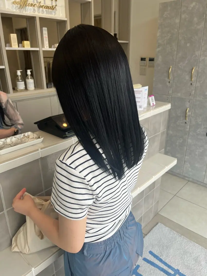 セミロング トリートメント 吹田 駿 髪質改善縮毛矯正のヘアスタイル