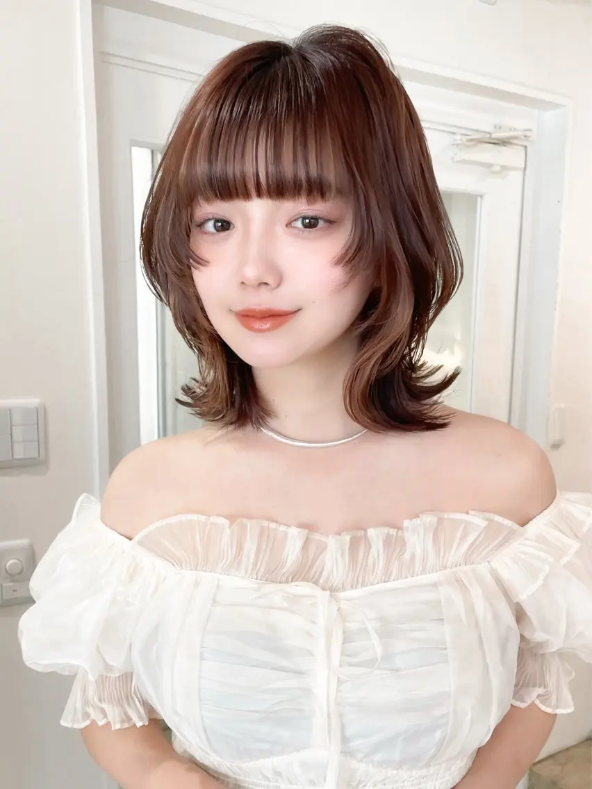 ミディアム カラー バレイヤージュ ベージュカラー ブリーチ ケアブリーチ ダブルカラー カット ヘアカラー トリートメント ミディアム/顔周り/ ベージュ🌼mayuのヘアスタイル