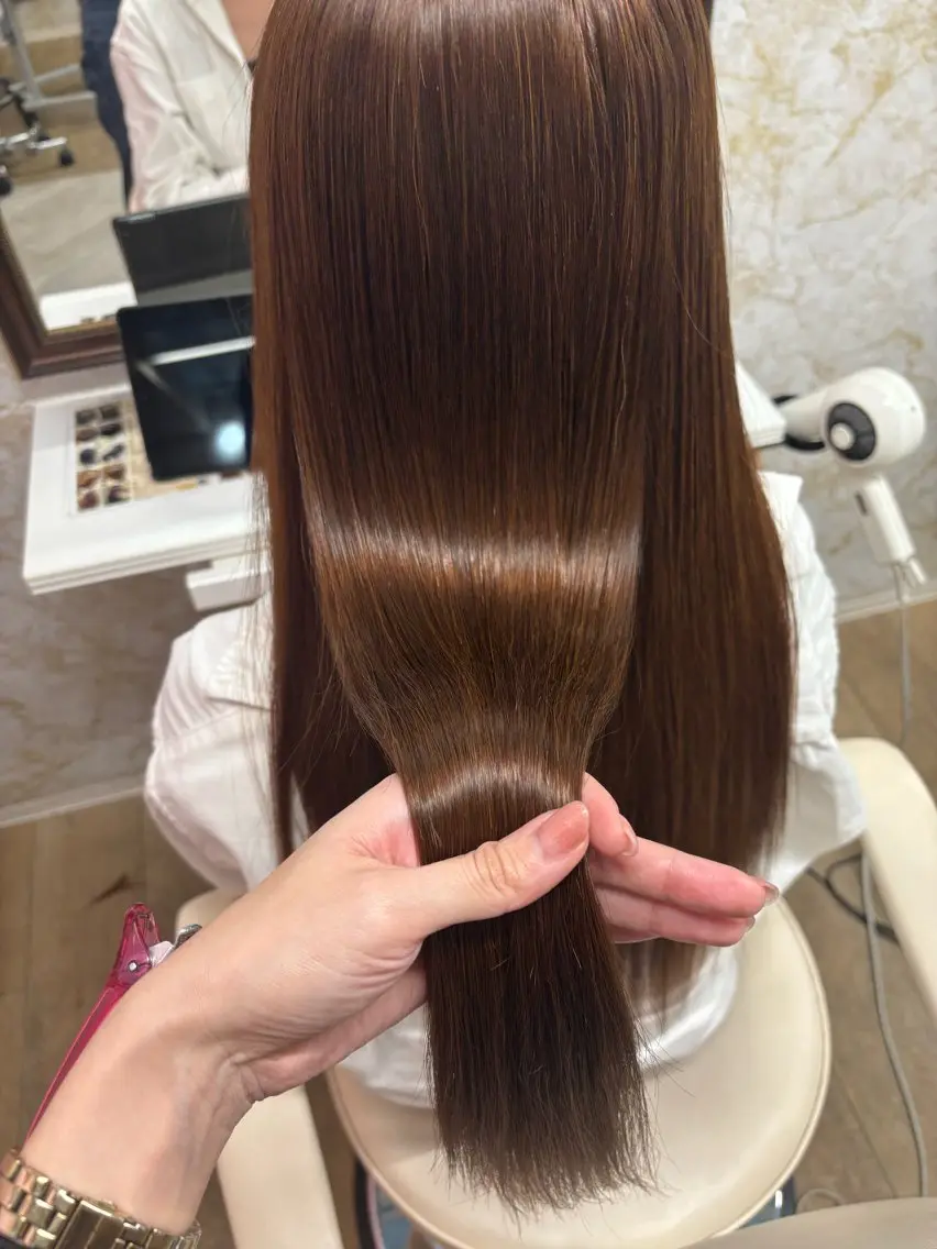【痛ませないストレート★】韓国風カット+超高濃度水素ケア縮毛矯正14850円の写真