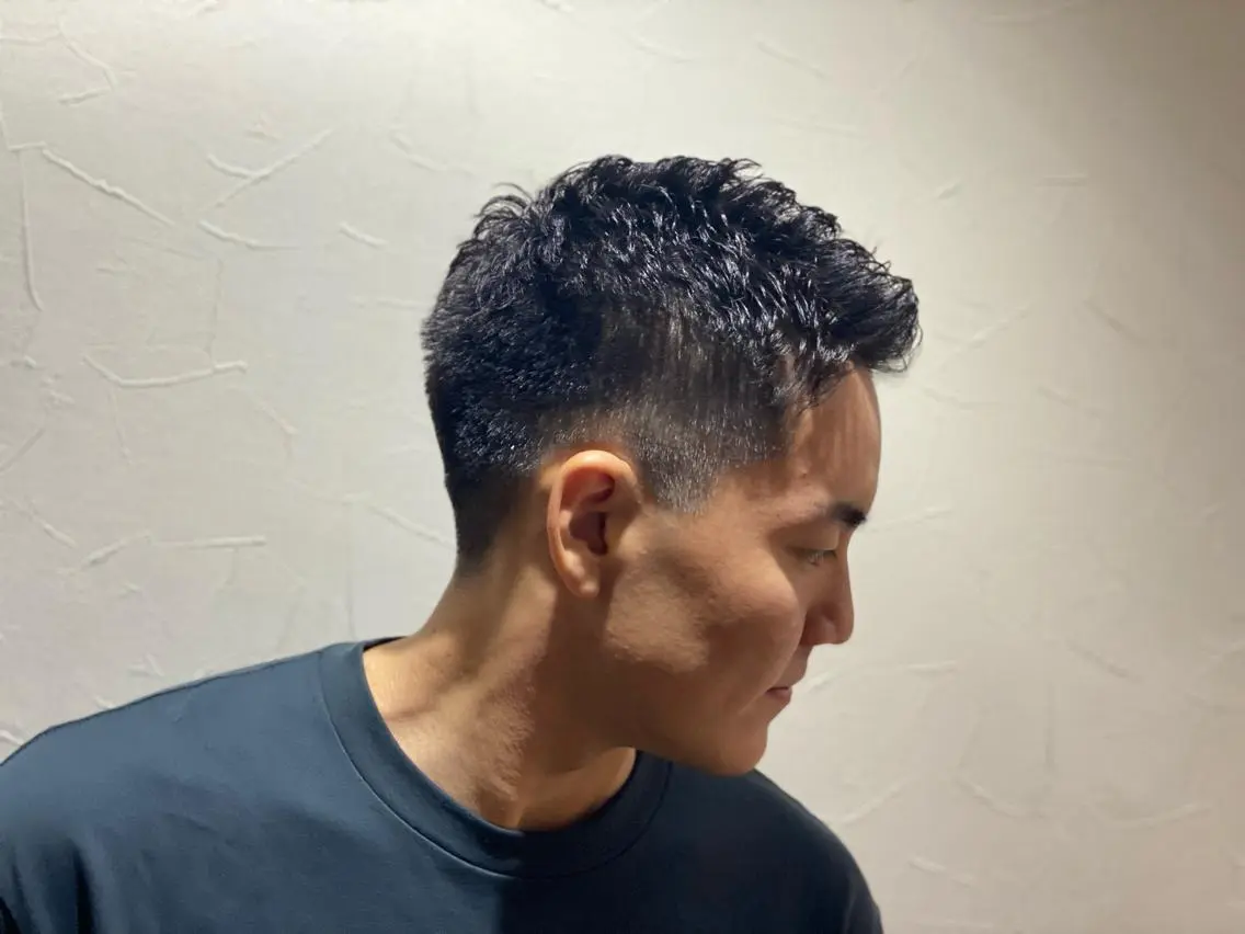 ショート パーマ メンズ 浅見 天翔のヘアスタイル