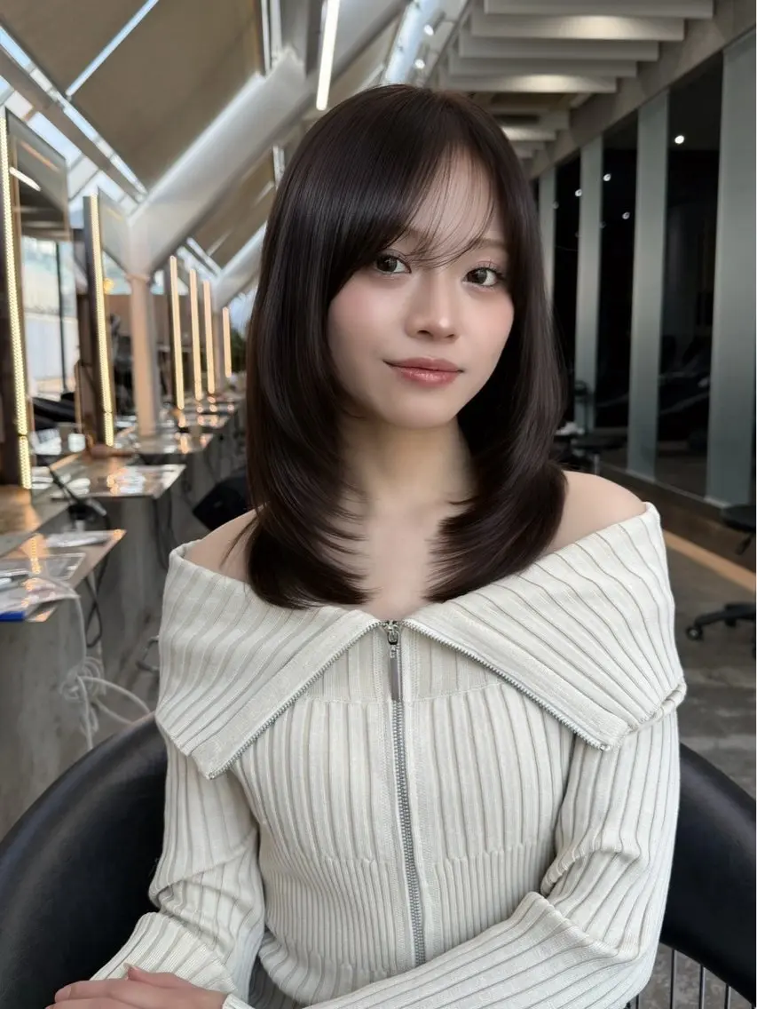 セミロング カット 縮毛矯正 トリートメント 髪質改善🦋韓国ヘア /艶髪カラー/ゆうとのヘアスタイル