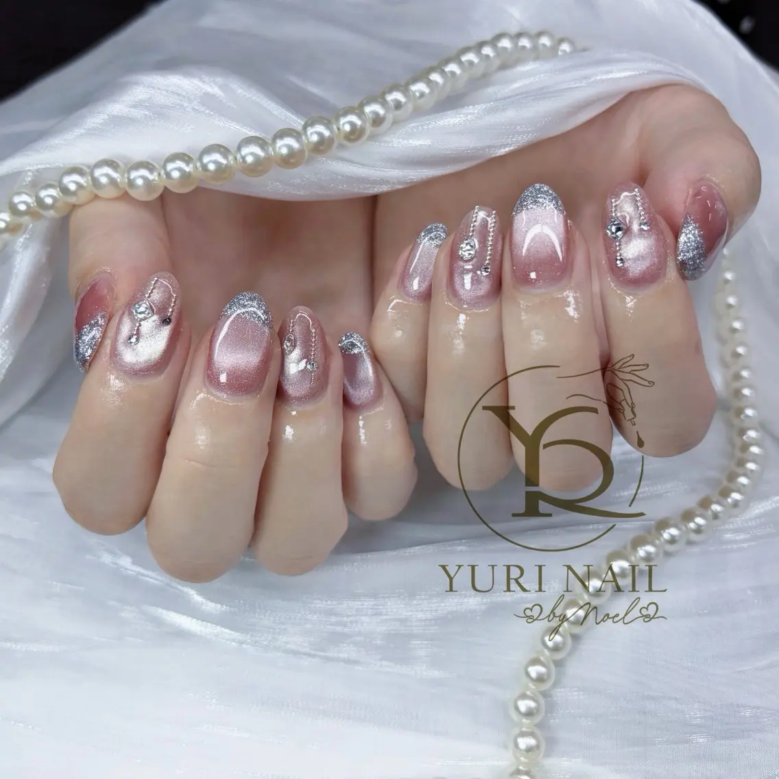 ネイル ハンドネイル フットネイル ハンドケア YURI Nail NARITAのネイルデザイン