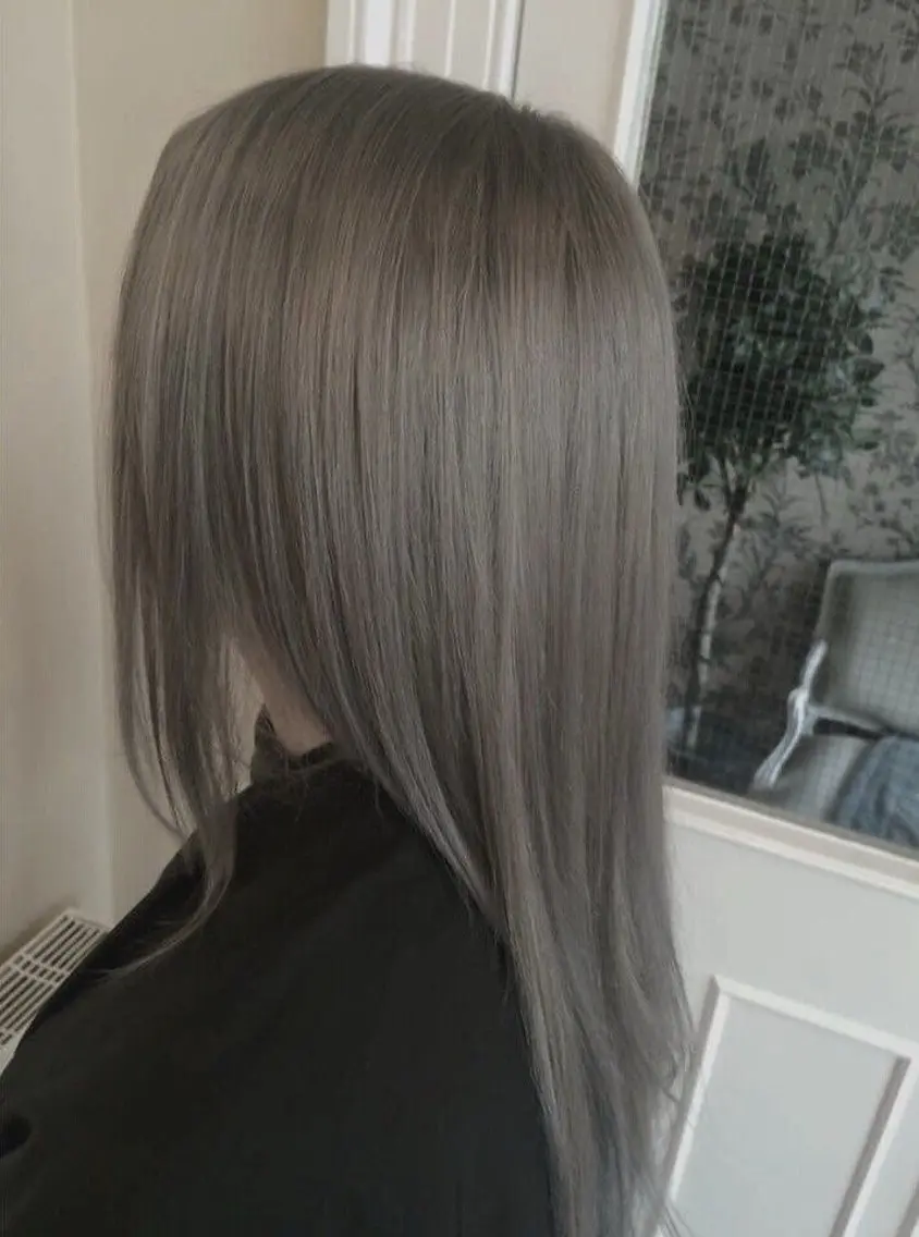 セミロング カラー megu/ カラーモデル募集のヘアスタイル