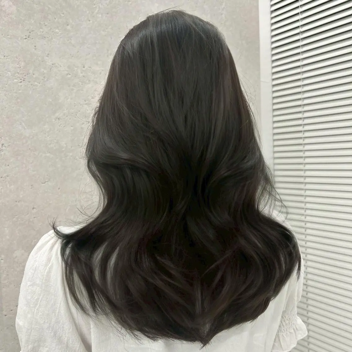 カラー 赤み消し🏹上品甘め トレンドカラー/横浜のヘアスタイル