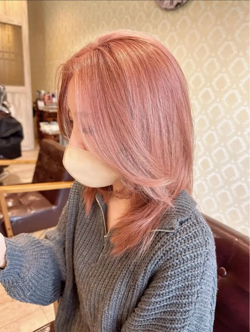 ミディアム カラー ミディアムレイヤー ブリーチ レイヤーカット 宇治/美容師 Eclat/合場🍎のヘアスタイル
