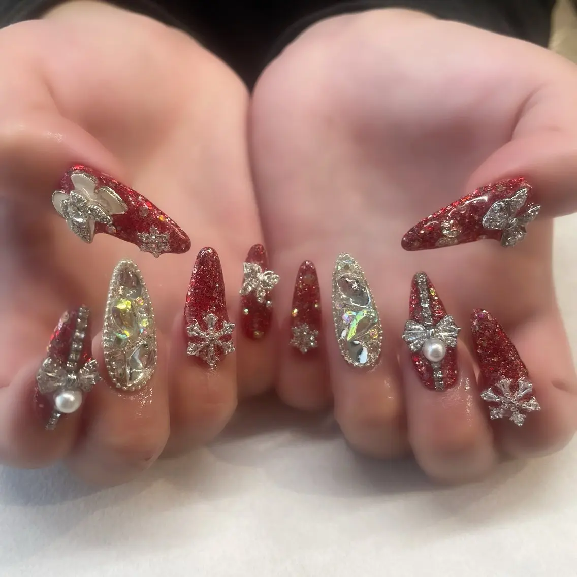 ネイル ハンドネイル 💎🐰 saki. m 🐰💎のネイルデザイン