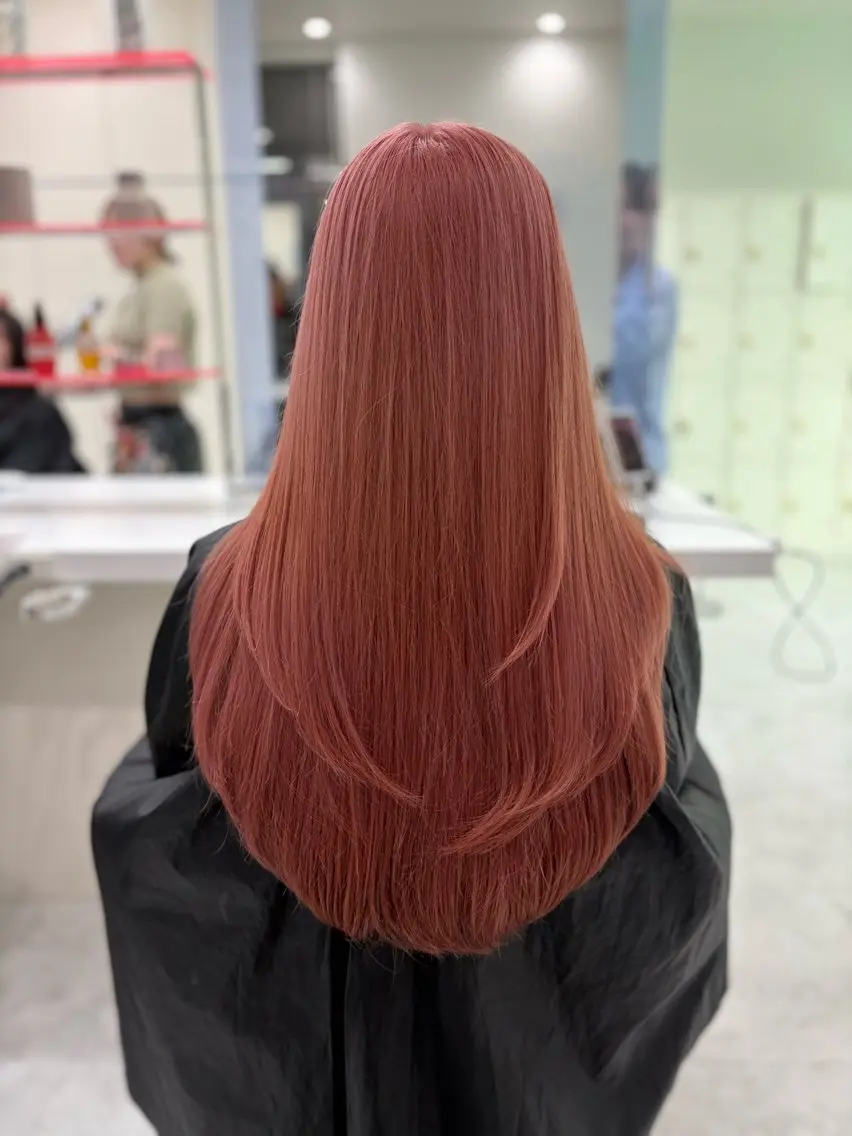 ロング 暖色系ハイトーン♡ mioriのヘアスタイル