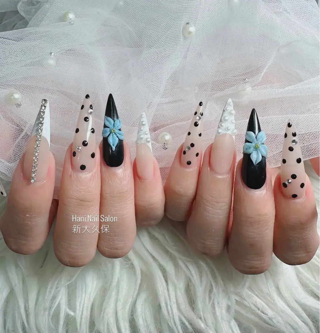 ネイル フットネイル フレンチネイル グラデーション 韓国ネイル ロングネイル ハンドネイル Hani Nail Salonのネイルデザイン