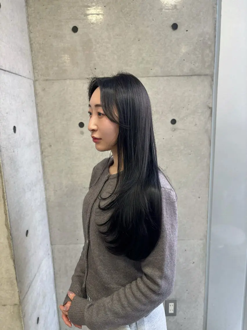 ロング レイヤーカット カット ヘアカラー トリートメント 韓国ヘア🤍 慎之介のヘアスタイル