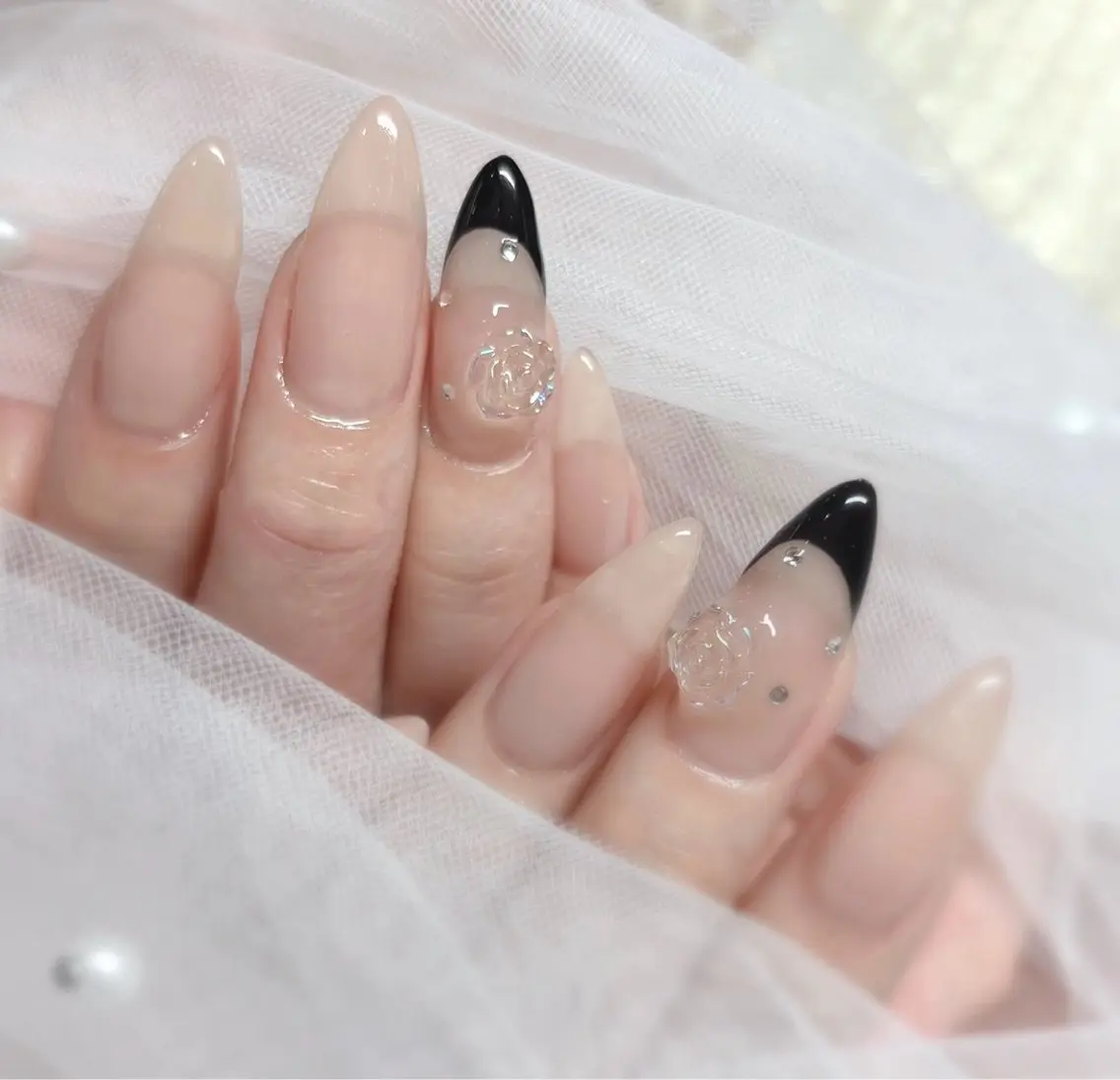 ネイル フレンチネイル マグネットネイル ワンカラーネイル ハンドネイル kaho  🧸🎀 RiLionのネイルデザイン