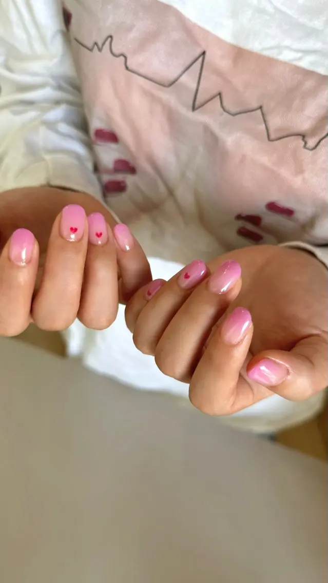 ネイル アートネイル グラデーション オフィスネイル ピンク ハンドネイル HARUKA ネイリスト福岡/薬院のネイルデザイン