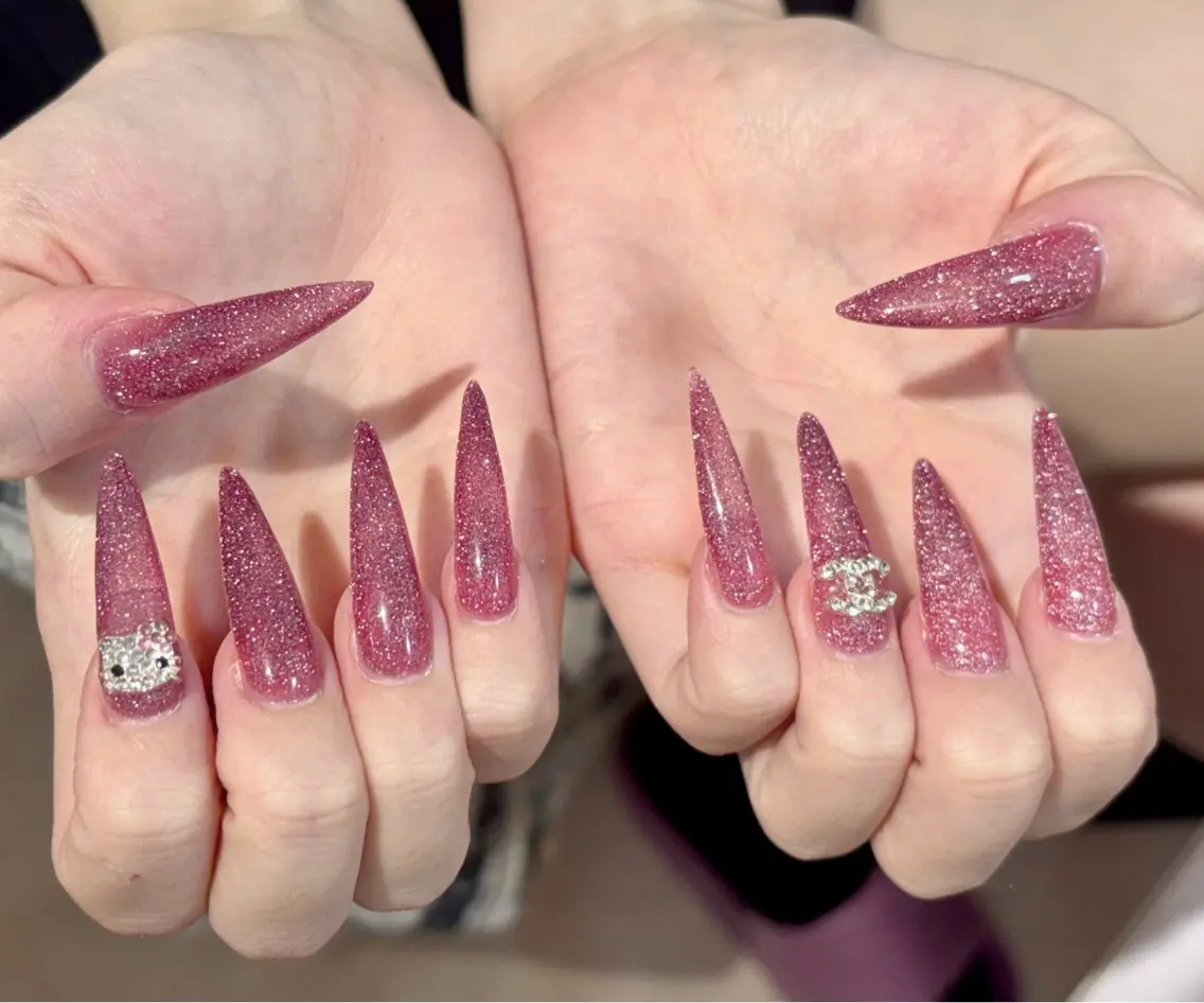 ネイル アートネイル オーロラネイル チークネイル 長さ出し フレンチネイル ハンドネイル ハンドケア Yumi Nail Seiのネイルデザイン