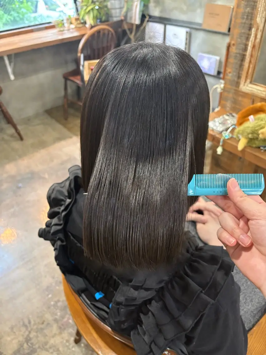 ミディアム パーマ ストレートパーマ 縮毛矯正 トリートメント Hina/カラー特化 /艶カラーのヘアスタイル