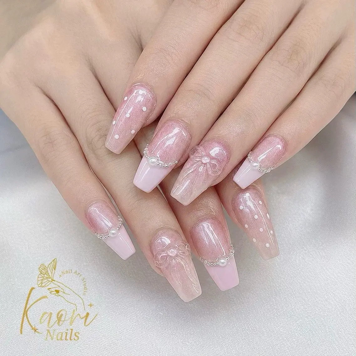 ネイル アートネイル ドット キラキラネイル マグネットネイル 持ち込み ハンドネイル KAORI YUKARIのネイルデザイン