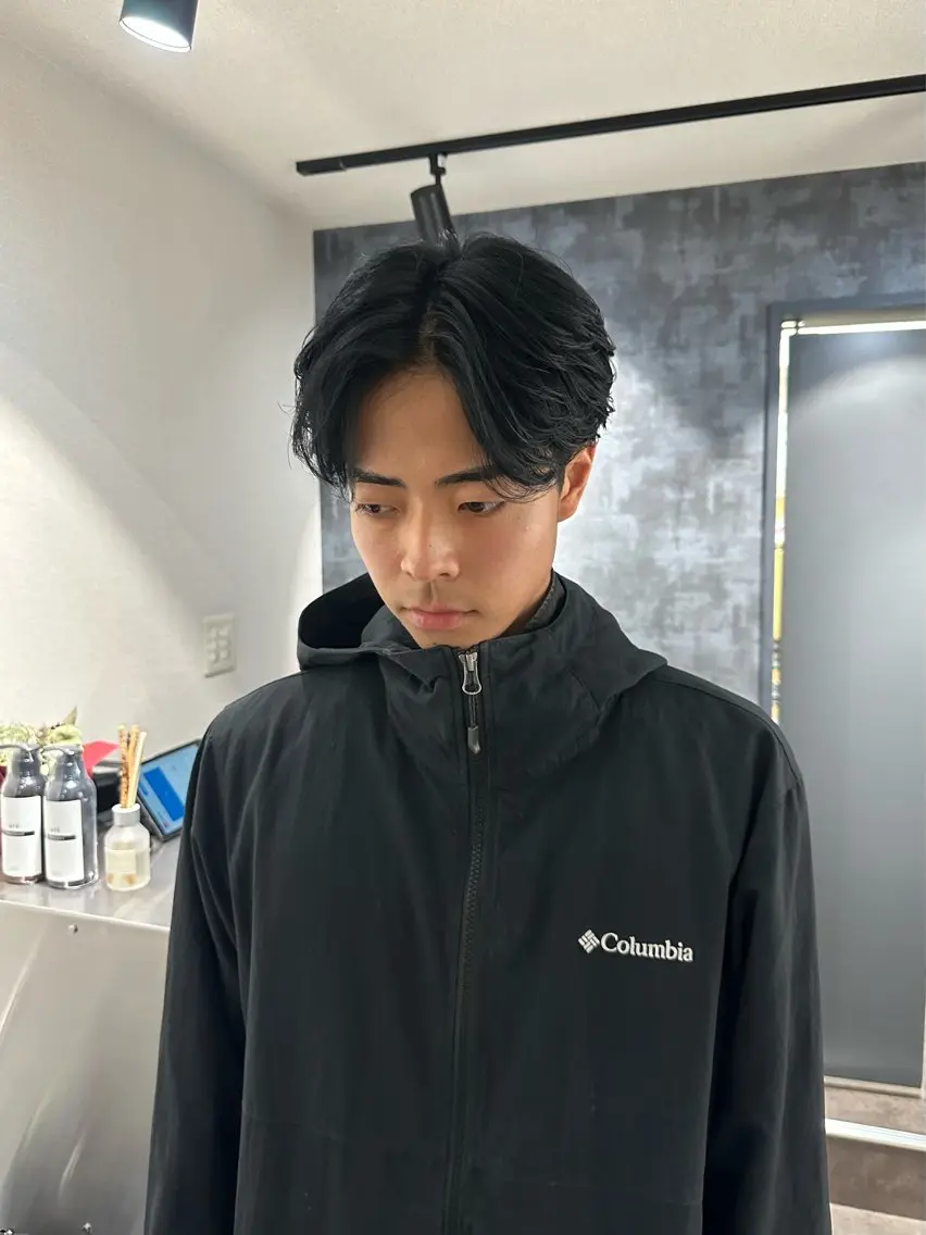 ミディアム パーマ メンズ カット パーマ 💈原宿指名No.1 センターパート💈のヘアスタイル